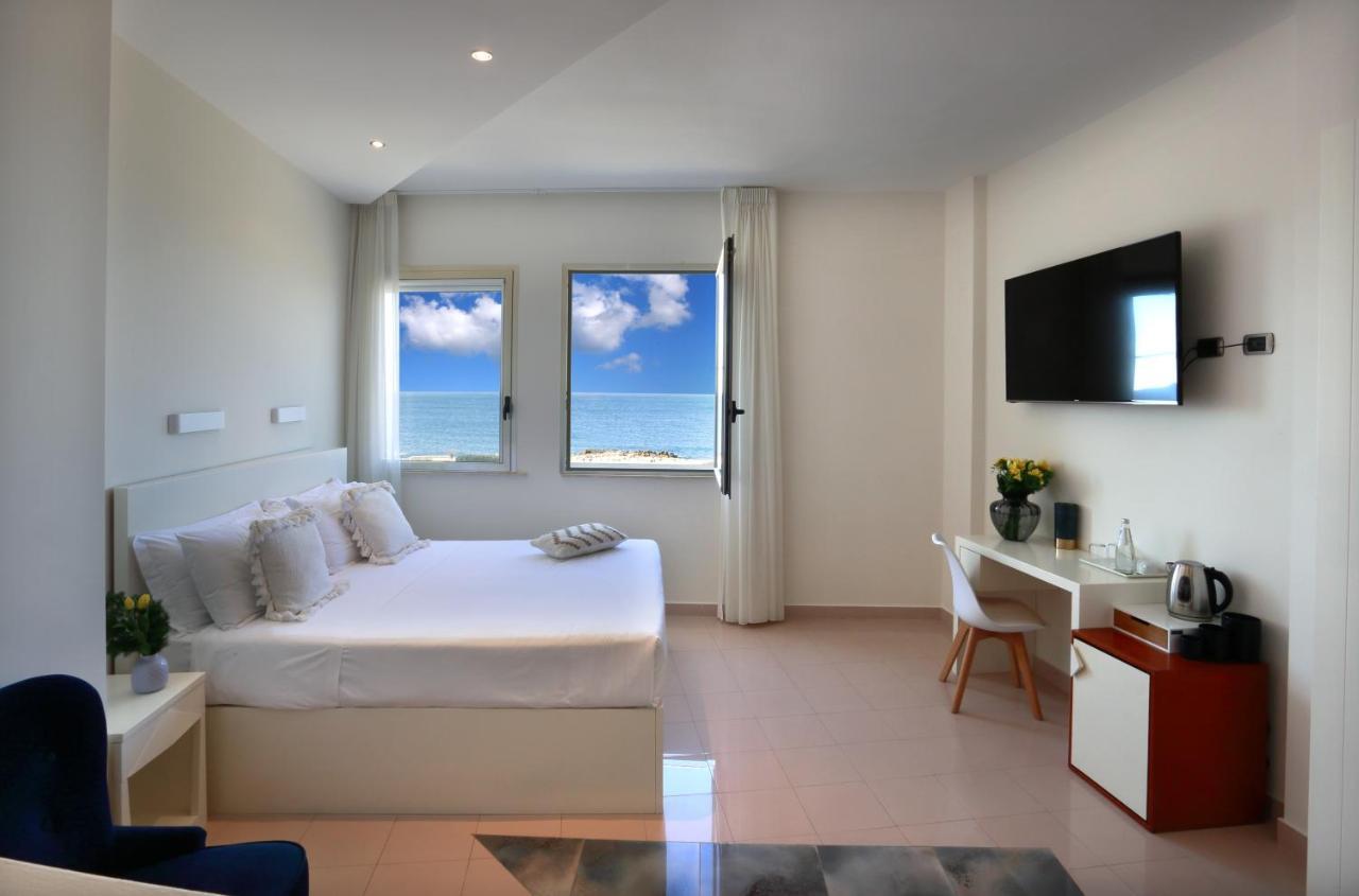 Piccadilly Rooms Restaurant And Beach 산타 마리아 알 바뇨 외부 사진