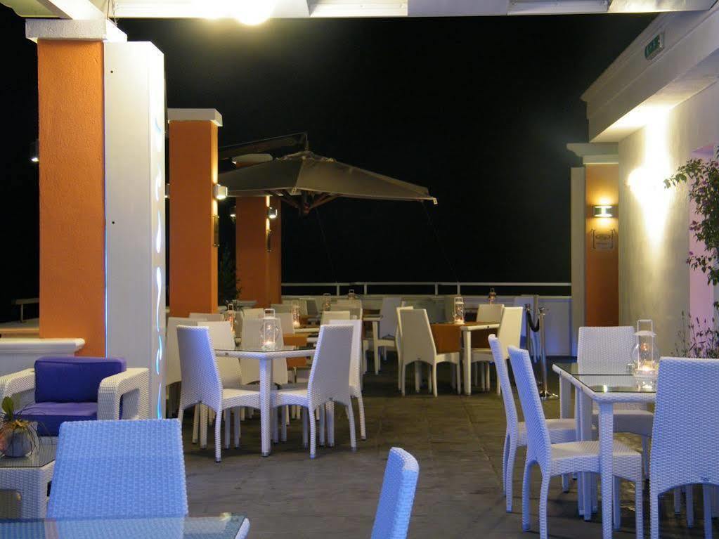 Piccadilly Rooms Restaurant And Beach 산타 마리아 알 바뇨 외부 사진