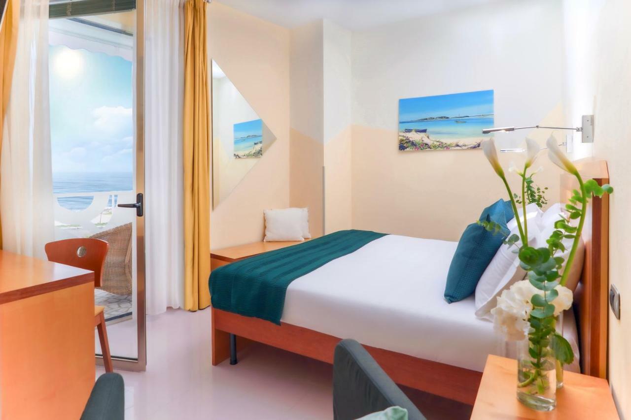 Piccadilly Rooms Restaurant And Beach 산타 마리아 알 바뇨 외부 사진